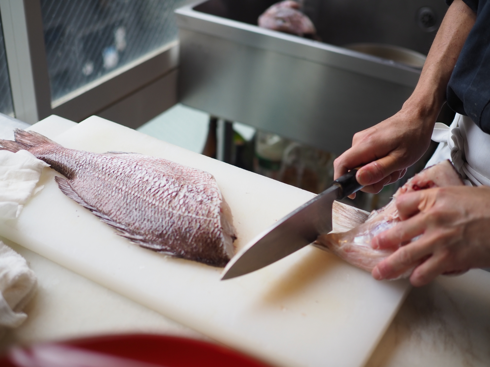 鮮魚部門の主な仕事内容とは? 代表的な作業内容をチェック