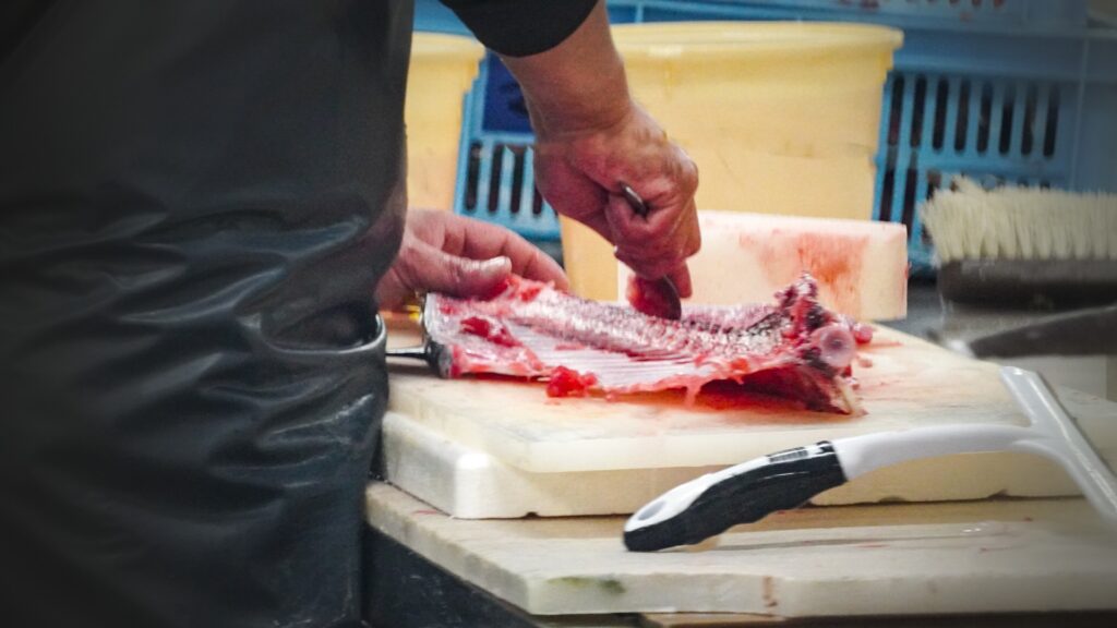 鮮魚部門の仕事内容