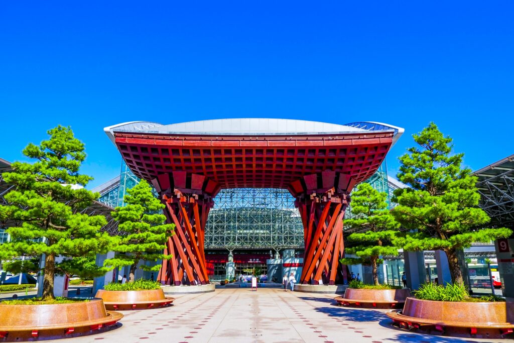 石川県のスーパー6選！地元食材と加賀百万石の食文化を支えるローカルチェーン特集